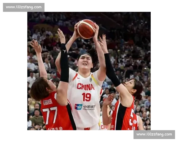 央视直击女篮中日对决:张子宇内线无解,宫鲁鸣战术显神威